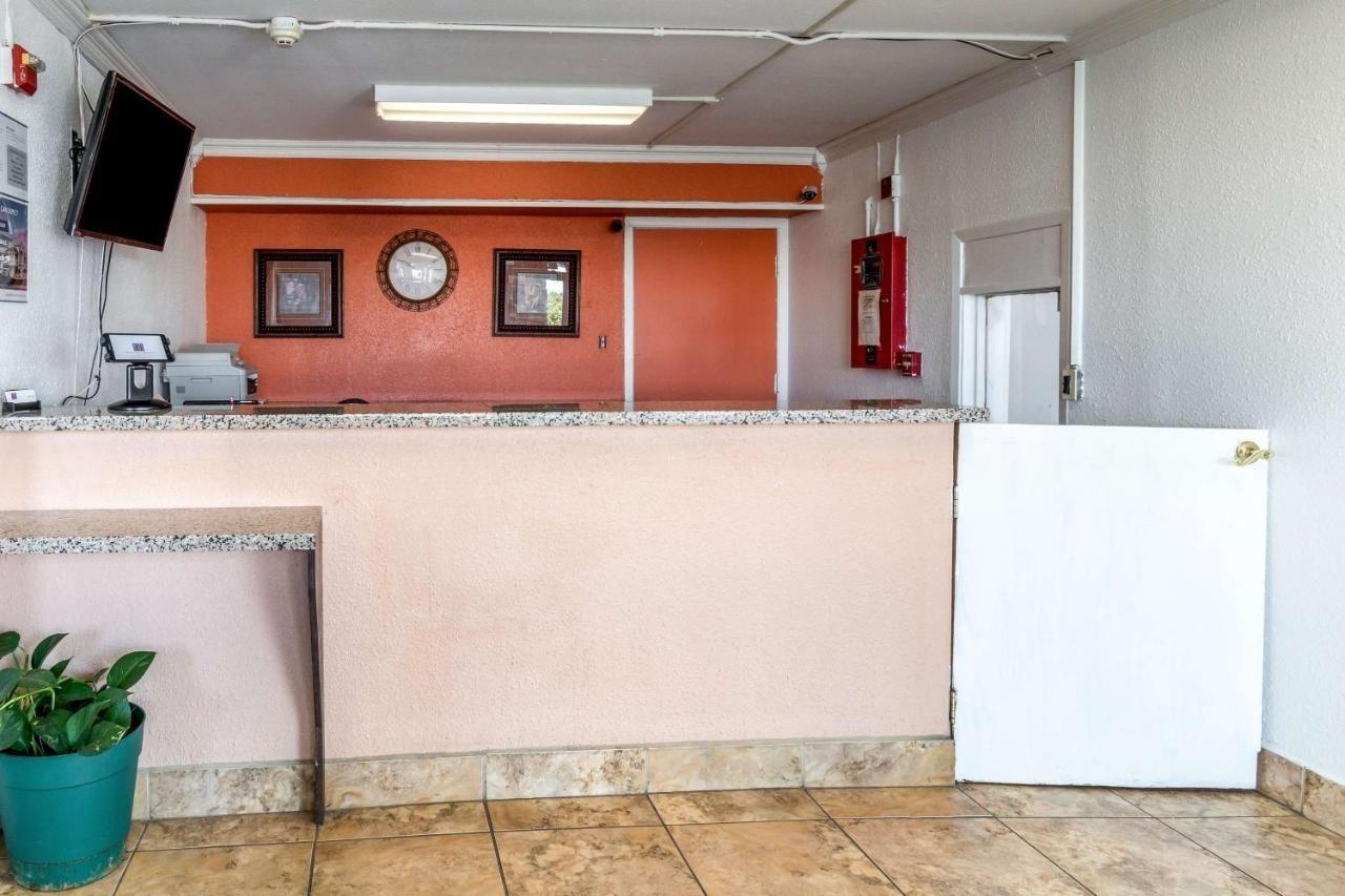 Econo Lodge Mineral Wells